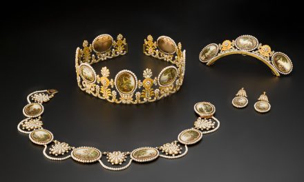 Šperky ze sbírky UPM v Praze součástí luxusní výstavy v Paříži