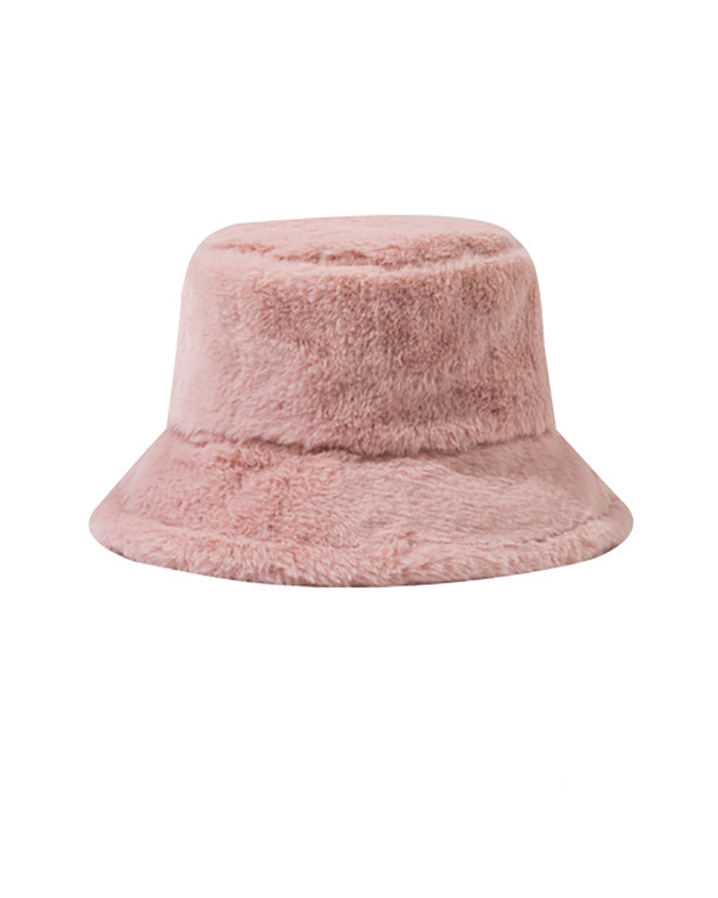 Dámské čepice jsou klasika, vyzkoušejte stylový dámský klobouk.
