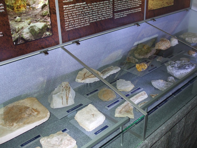 Oblíbená je i kamenická expozice