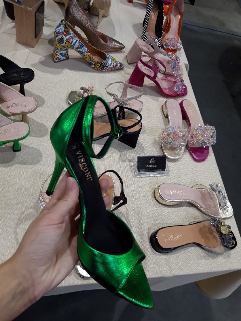 Nádherné zelené dámské sandálky na jehlovém podpatku