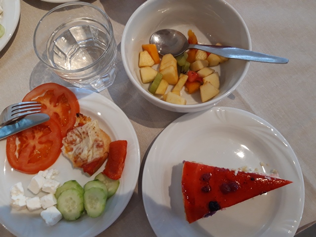 Jedna z mých hotelových snídaní letos v Itálii v Caorle