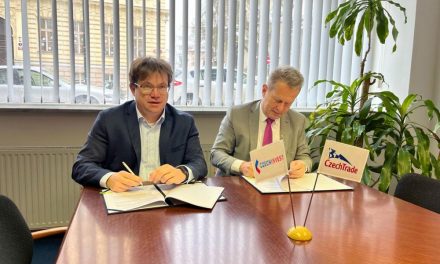 CzechTrade posiluje spolupráci s CzechInvestem, přiblíží se firmám v regionech
