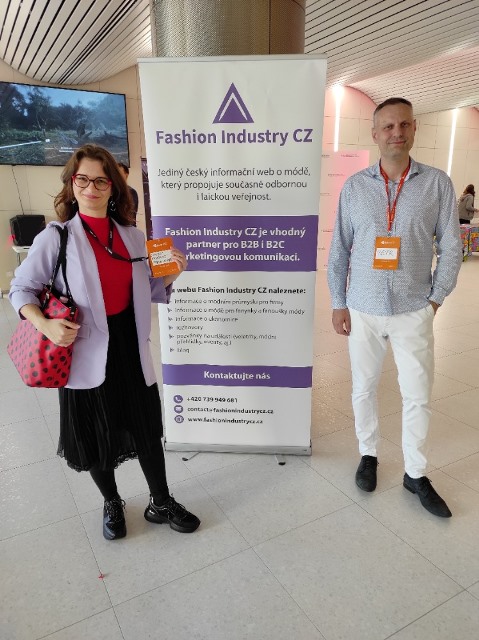 Majitelka webu Fashion Industry CZ s doc. Petrem Novákem