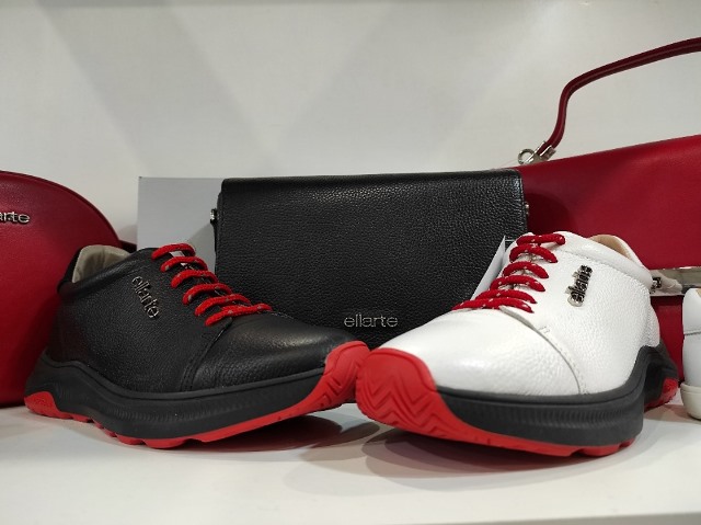 Vystavovatelé na veletrzích Styl a Kabo prezentovali velmi pěknou obuv, příkladem je i firma Saltra, s. r. o., která stojí za značkou ellarte