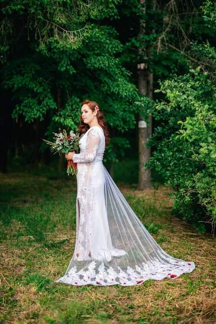 Další spokojená nevěsta ve svatebních šatech z Ateliréu Elly od Zuzany Miškov