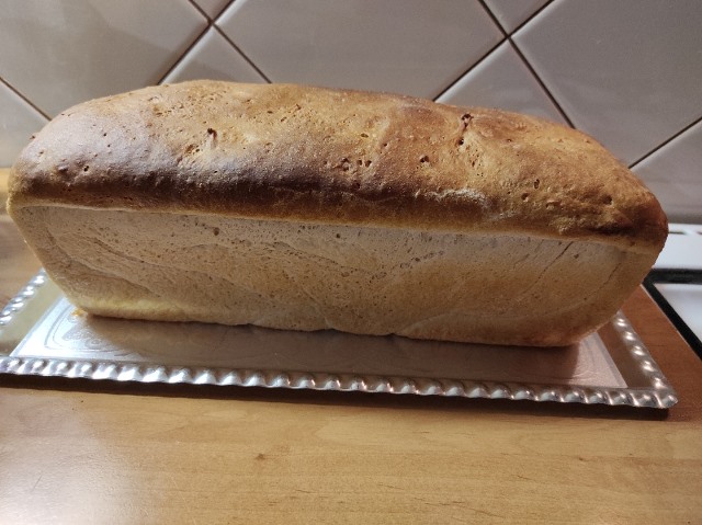 Myslím, že tento můj první domáci toastový chleba se mi povedl